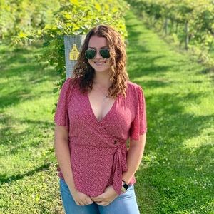 Meet your Posher, Maria